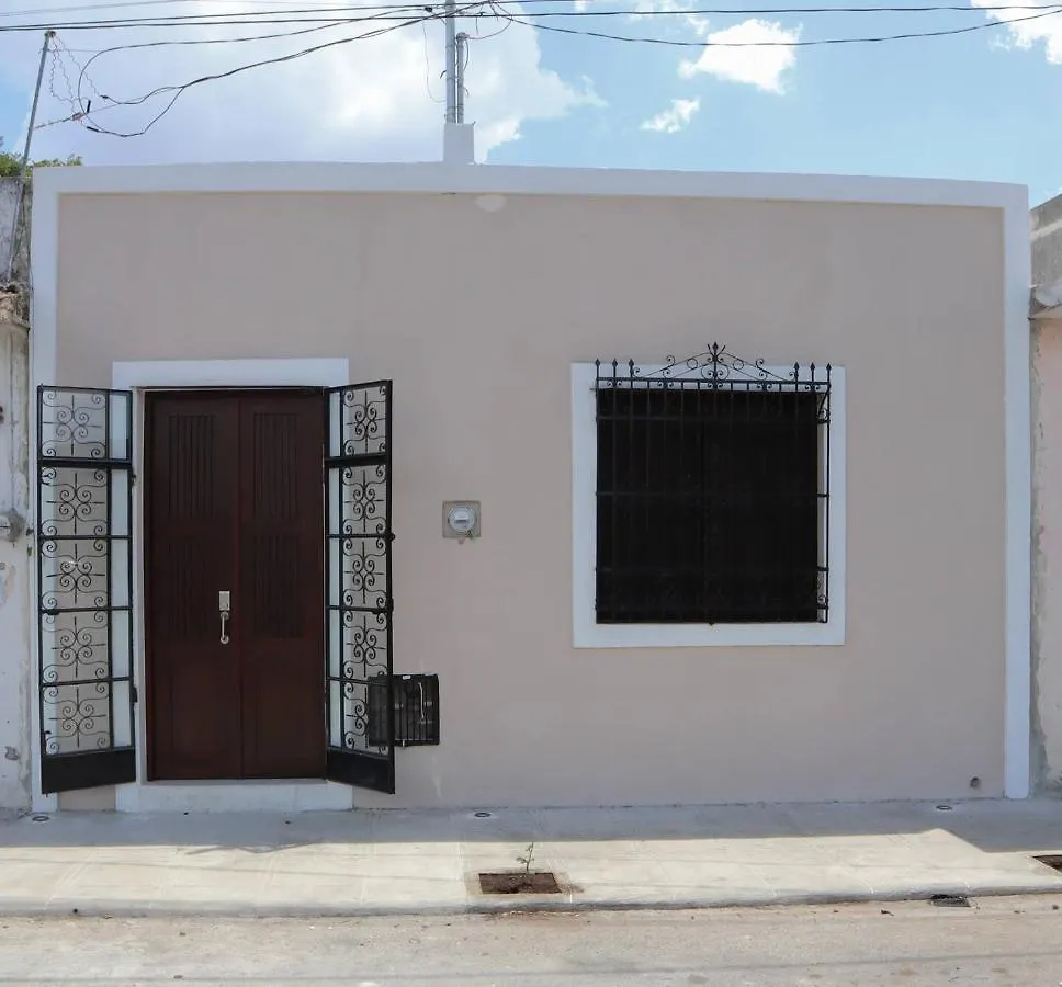 Casa Maria Dolores, Barrio San Sebastian Mérida